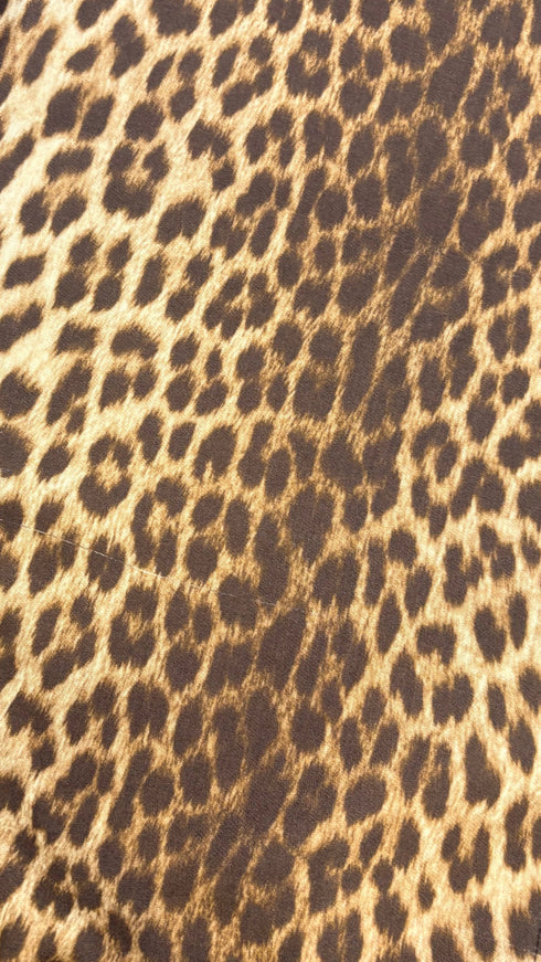 Abito midi animalier e piume