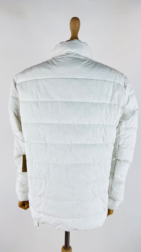 Piumino leggero cartellino