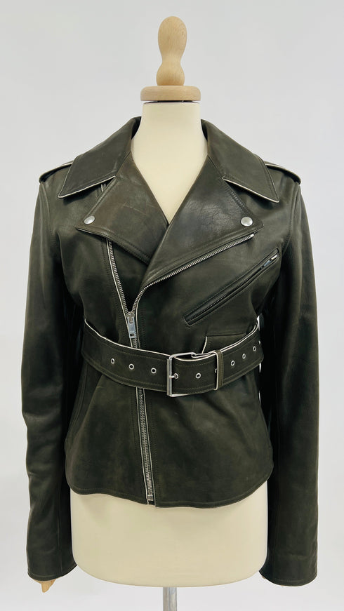 Biker in pelle verde
