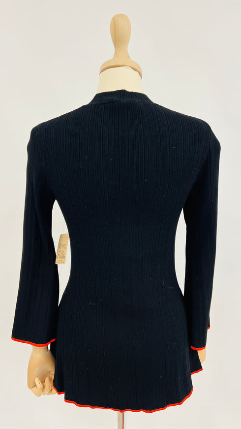 Maglia elasticizzata a costine