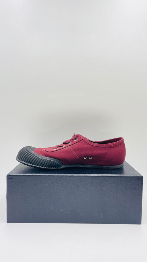 Sneakers stringata N.38.5