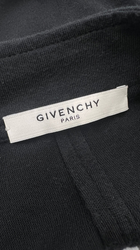Maglia nera con rouche