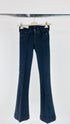 Jeans flare skinny con cartellino