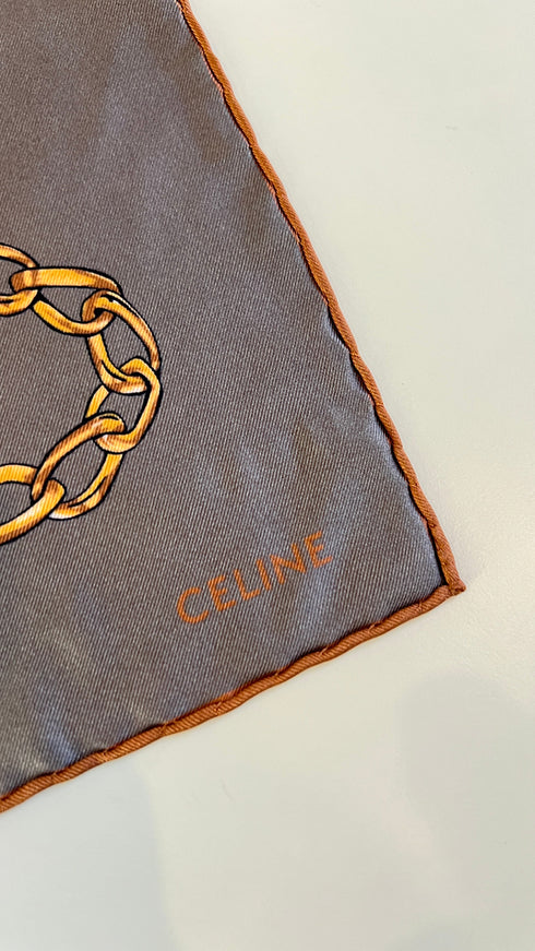 Foulard in seta con cartellino