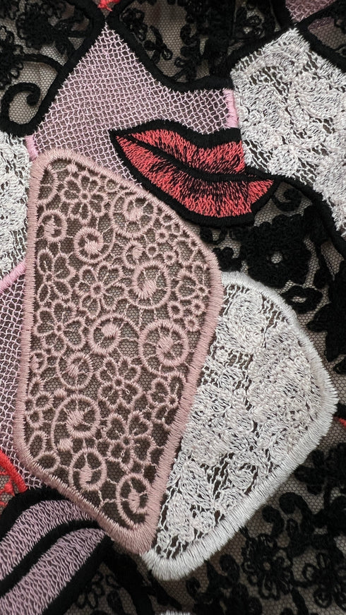 Abito corto in pizzo patchwork