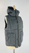 Gilet imbottito con cappuccio