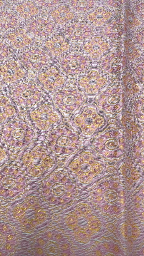 Pantalone rosa con stampa fiori