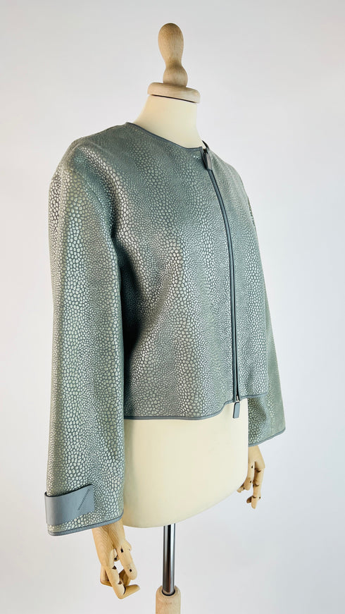 Giacca corta in pelle lavorata