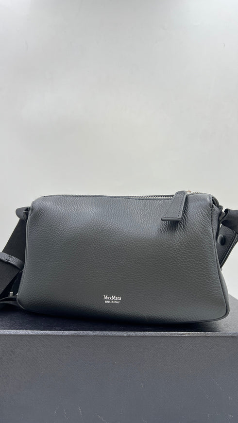 Borsa crossbody con cartellino