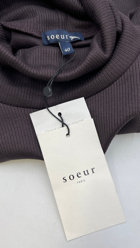 Dolcevita in cotone con cartellino