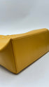 Borsa a mano in pelle gialla