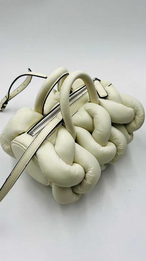 Borsa bianca intrecciata