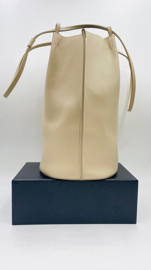 Borsa a secchiello in pelle