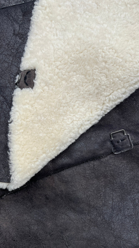 Gilet shearling asimmetrico