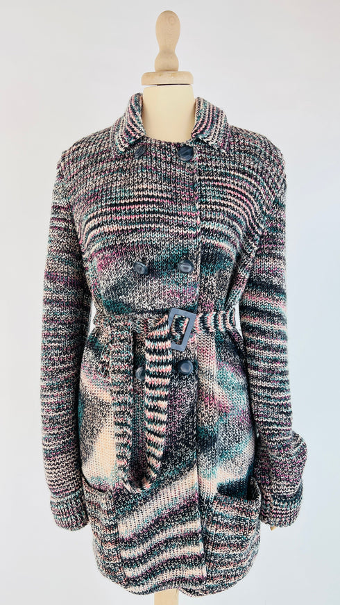 Soprabito in maglia con cartellino