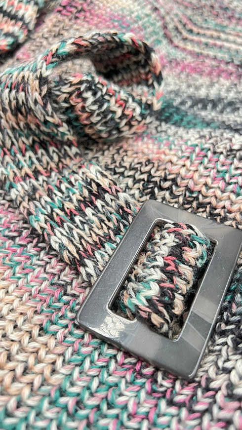 Soprabito in maglia con cartellino