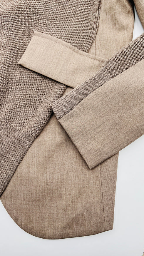 Maglia inserti in tessuto con cartellino