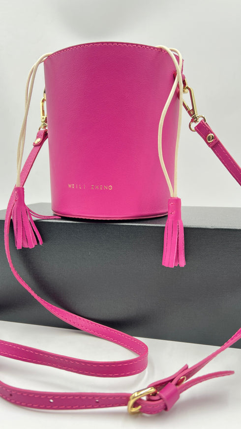 Borsa a secchiello in pelle