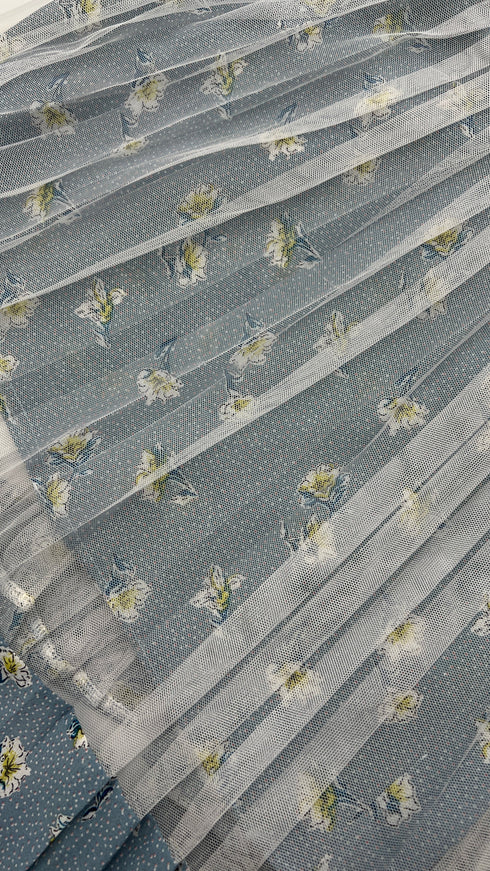 Gonna a pieghe in mesh con fiori