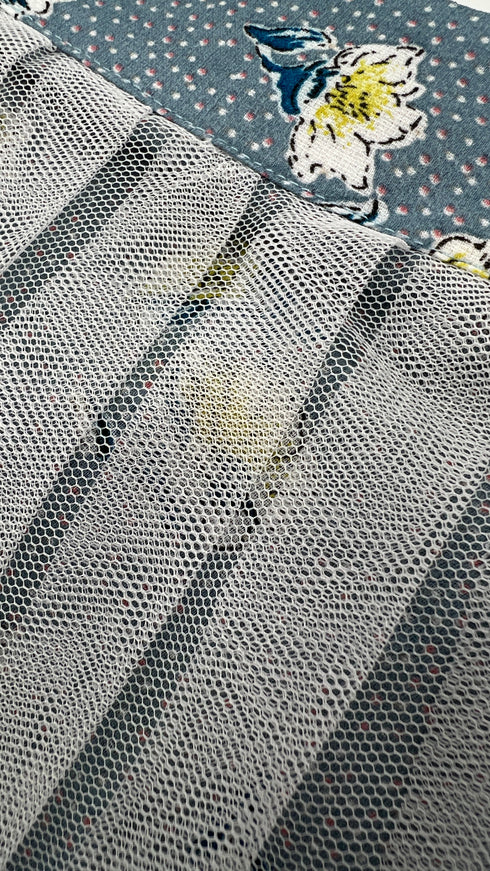 Gonna a pieghe in mesh con fiori