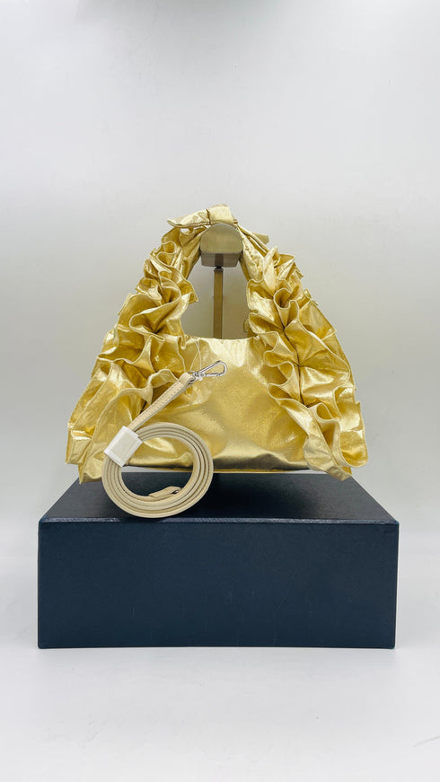 Borsa con rouches dorata