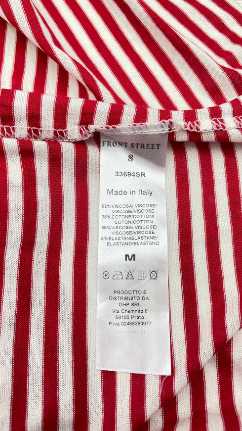 Maglia a righe con cartellino