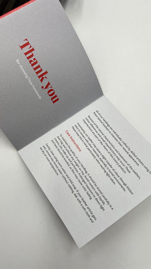 Pochette fantasia a rilievo