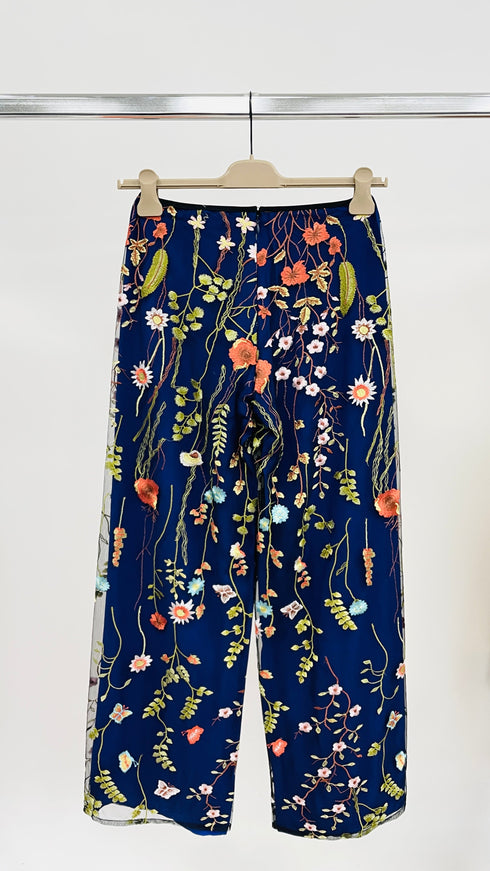 Pantaloni tulle e ricami
