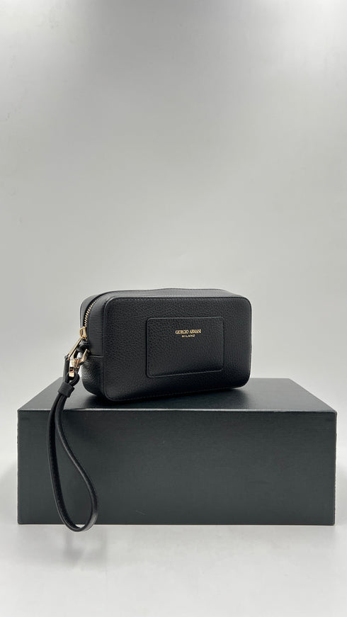 Pochette in pelle nera