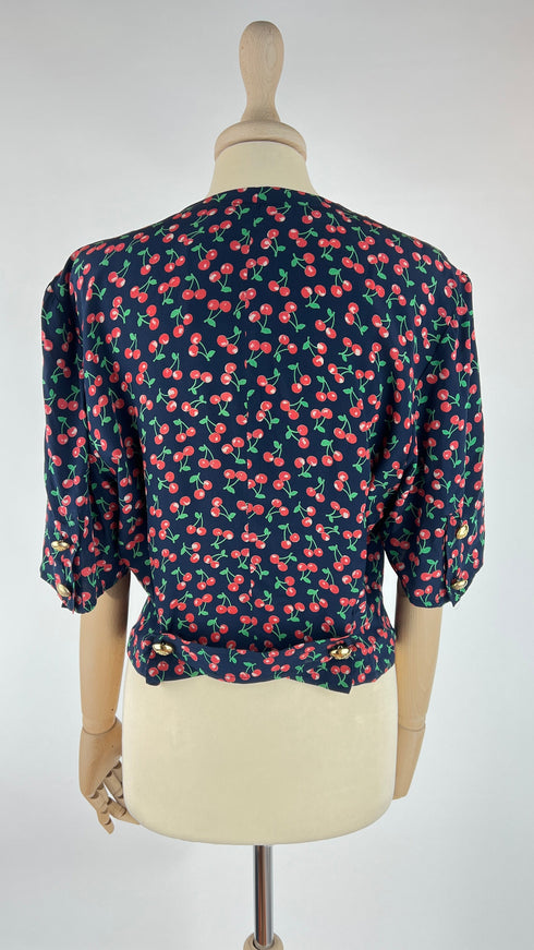Blusa con ciliegie vintage