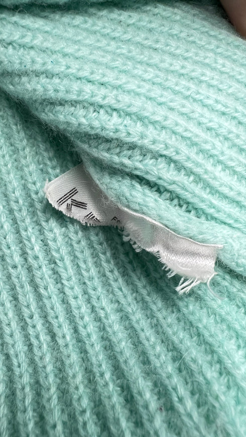 Maglia con ricamo gioiello