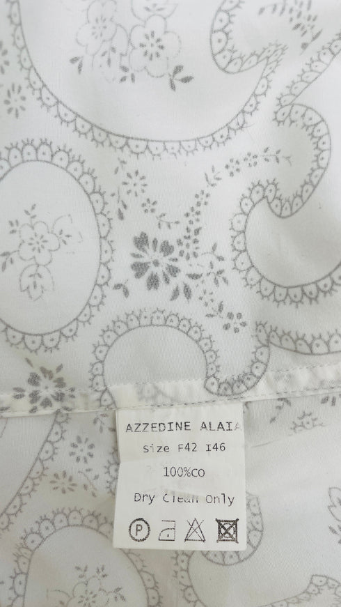 Blusa motivo paisley