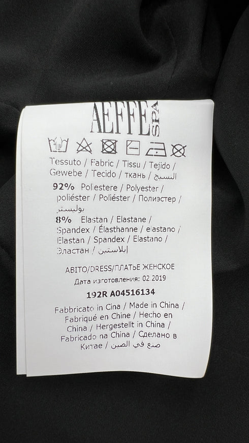 Abito tubino con cartellino