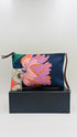 Pochette a fiori con cartellino