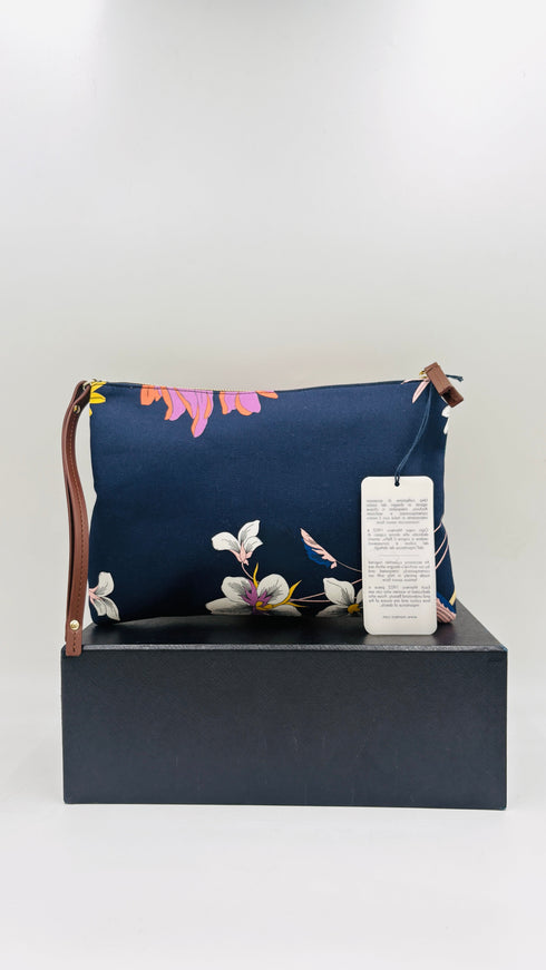 Pochette a fiori con cartellino