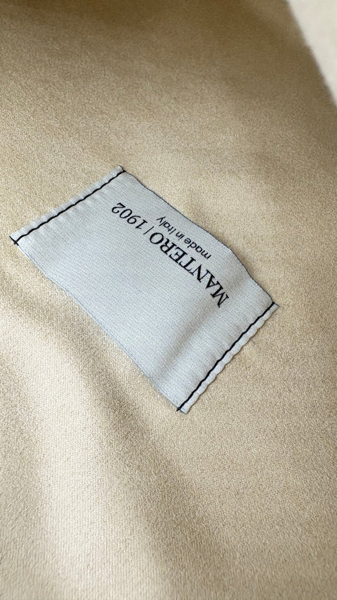 Pochette a fiori con cartellino