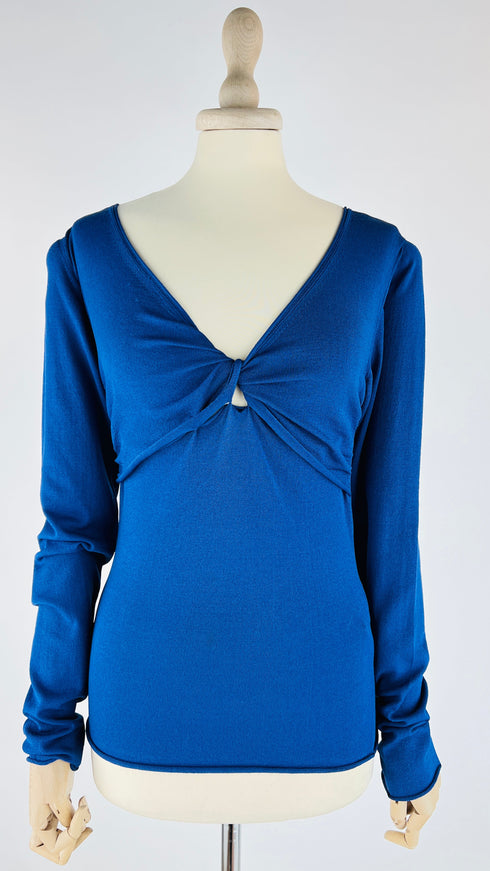 Maglia blu con cartellino