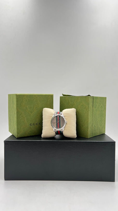 Orologio modello "G-Timeless"