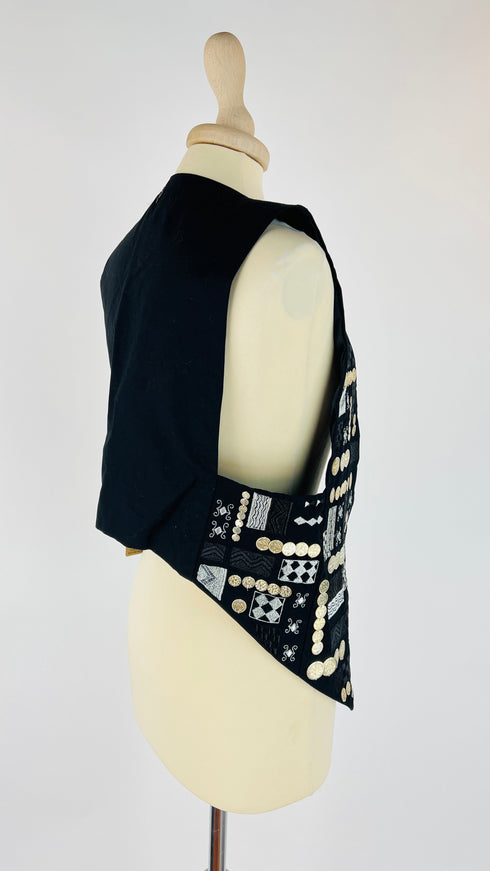 Gilet in cotone ricamato