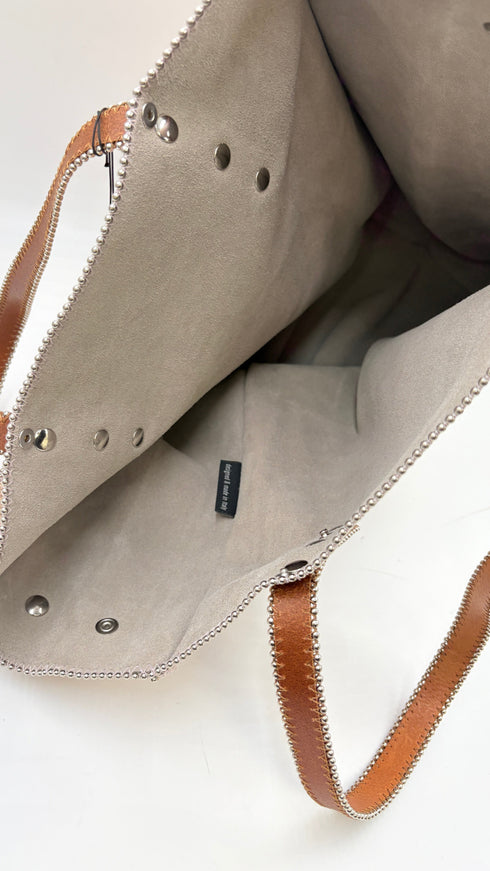 Tote-bag spalmato oro-rosa con cartellino