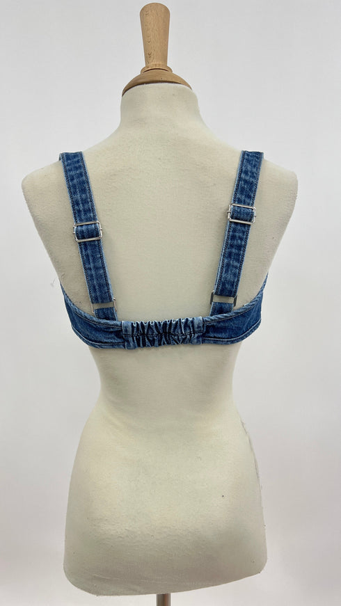 Top denim con nodo