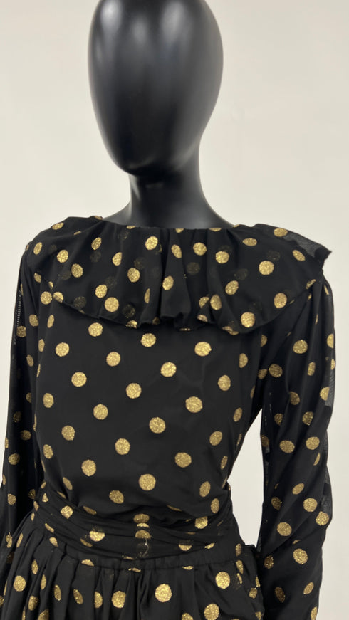 Abito lungo in tulle a pois