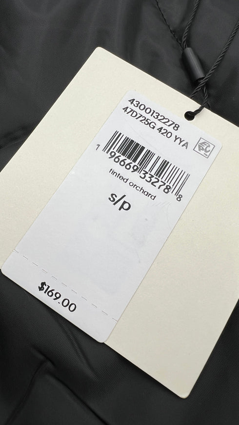 Giacca in jeans con cartellino