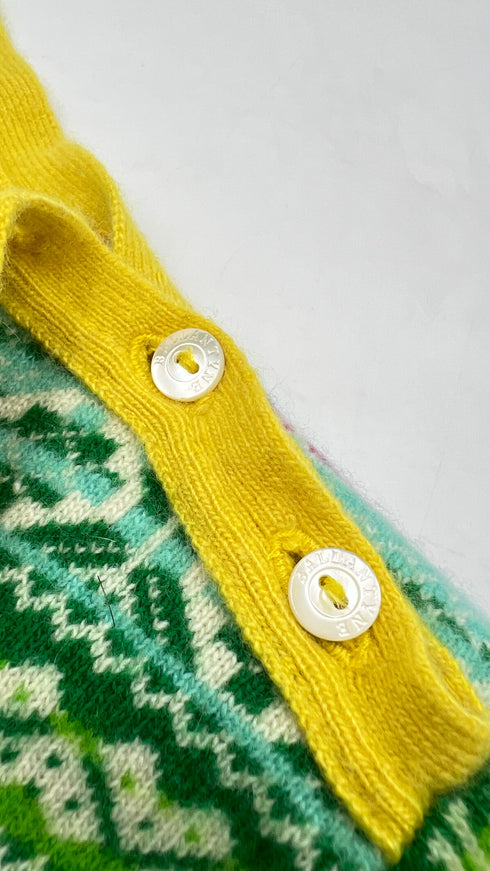 Maglione in cashmere con cartellino