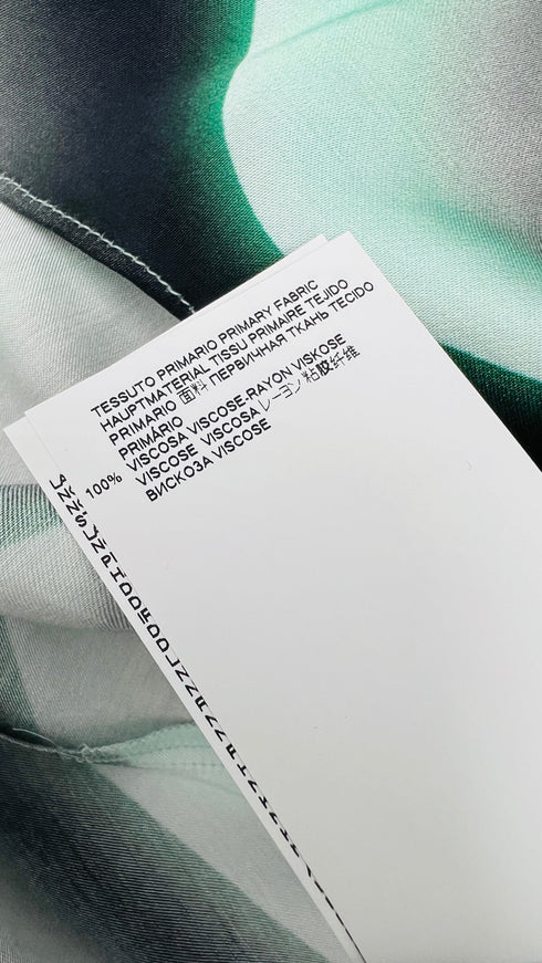 Abito corto con cartellino