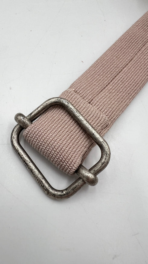 Gilet in seta con cintura