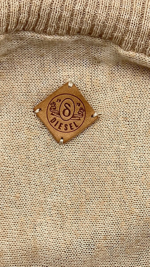 Cardigan lungo con cartellino