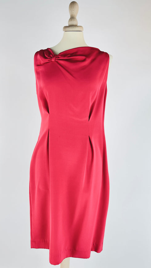 Abito corto a fiocco