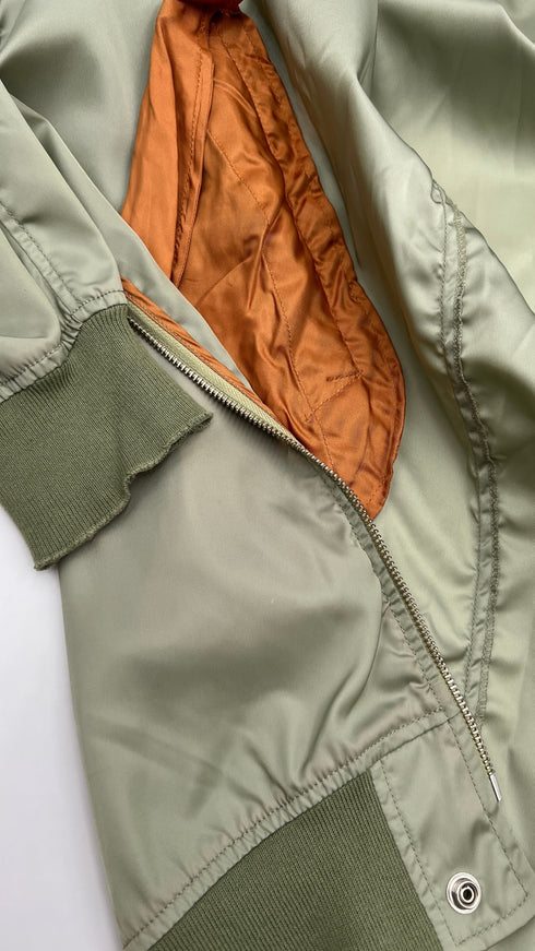 Bomber over verde