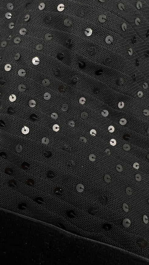 Abito nero midi in tulle e paillettes